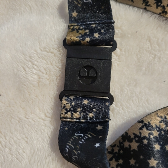 Universal Studios Lanyard- Black And Gold - Picture 7 of 7